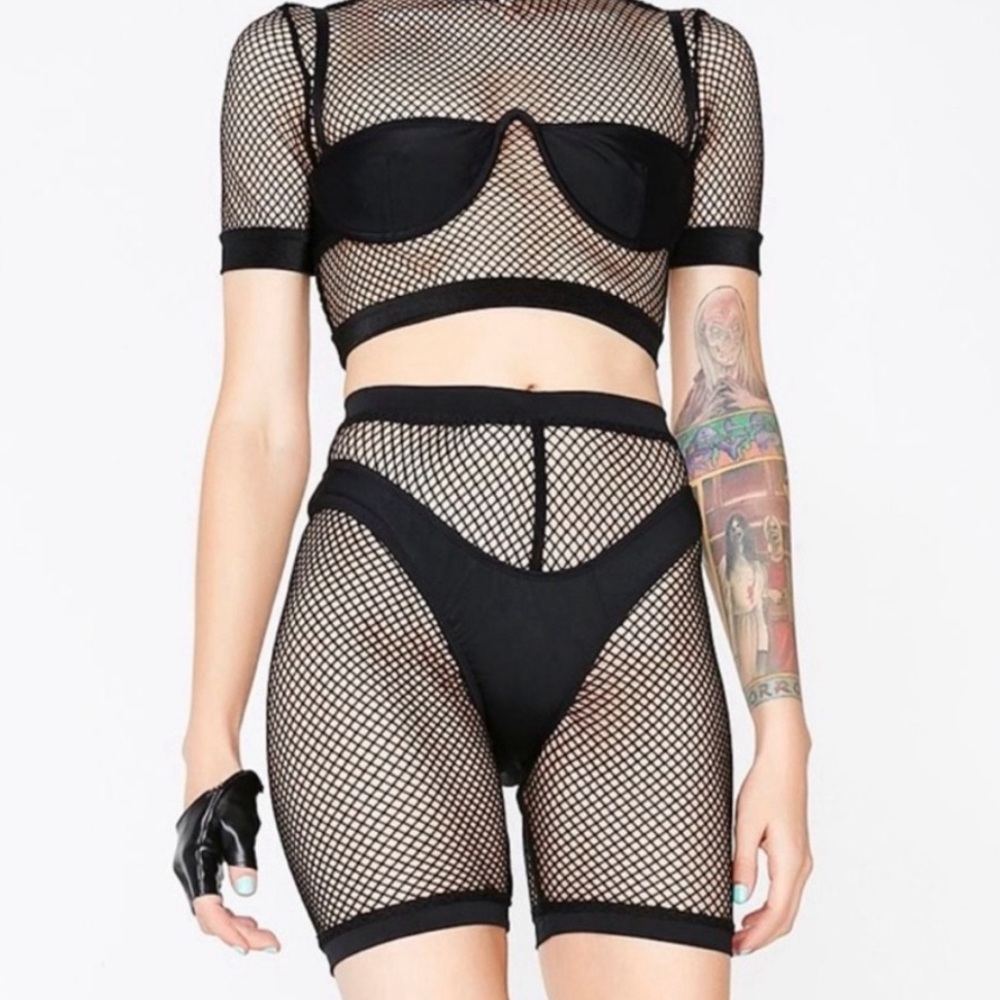 black mesh bike shorts